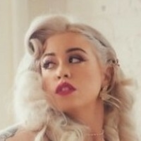 Pinup Cortney Nøgen