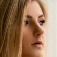 Polina Sitnova Nøgen