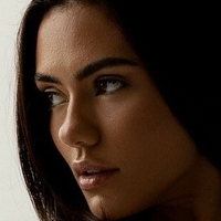 Raphaela Milagres Nøgen