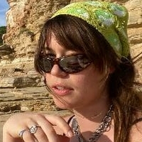 Rhian Teasdale Nøgen
