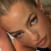 Robyn Aldridge Nøgen