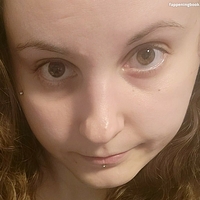 roxinova Nøgen