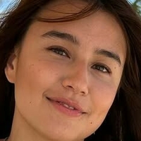Saffron Sharpe Nøgen
