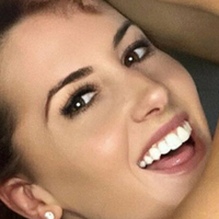Santana Garrett Nøgen