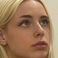 Sara Peterkova Nøgen