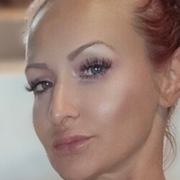 Sarah Glitzerfee Nøgen