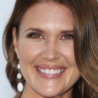 Sarah Lancaster Nøgen