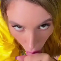 Scarlet Benz Nøgen