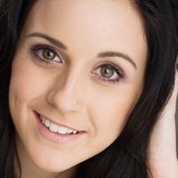 Shannon Adams Nøgen