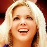 Shirley Cherres Nøgen