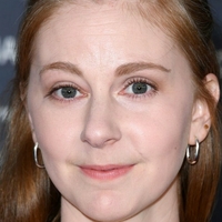 Simone Giertz Nøgen