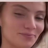 Smilla Gyldion Nøgen
