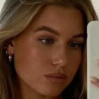 Sophie Batzloff Nøgen