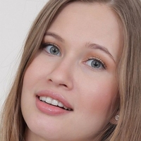 Stella Cardo Nøgen