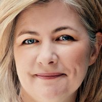 Stephanie Martin Nøgen