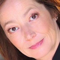 Suzan Crowley Nøgen