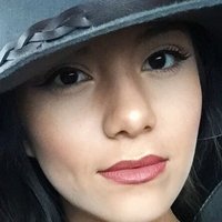 Suzette Vargas Nøgen