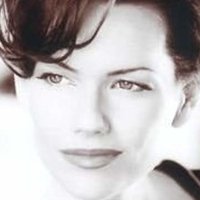 Tamara Davies Nøgen