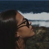 Tania Deniz Nøgen