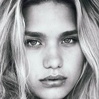Tara Lynn Ventura Nøgen