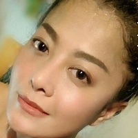 Thai Model Champagne Nøgen
