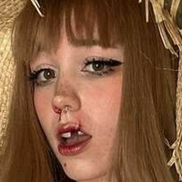 Toothless Teddie Nøgen