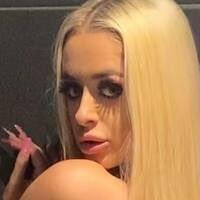 Ukblondebarbie Nøgen