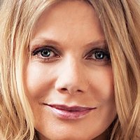Ursula Karven Nøgen