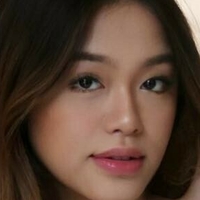 Valerie Versace Nøgen