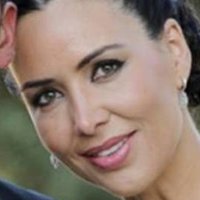Vania Millan Nøgen