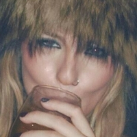 Victoria De Angelis (Maneskin bassist) Nøgen