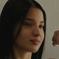 Victoria Vucas Nøgen