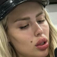 Victoria_Yummy Nøgen