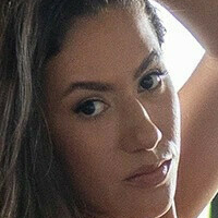 Yasmin Santori Nøgen