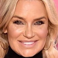 Yolanda Hadid Nøgen