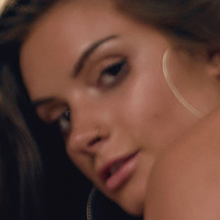 Zoe Wild Nøgen